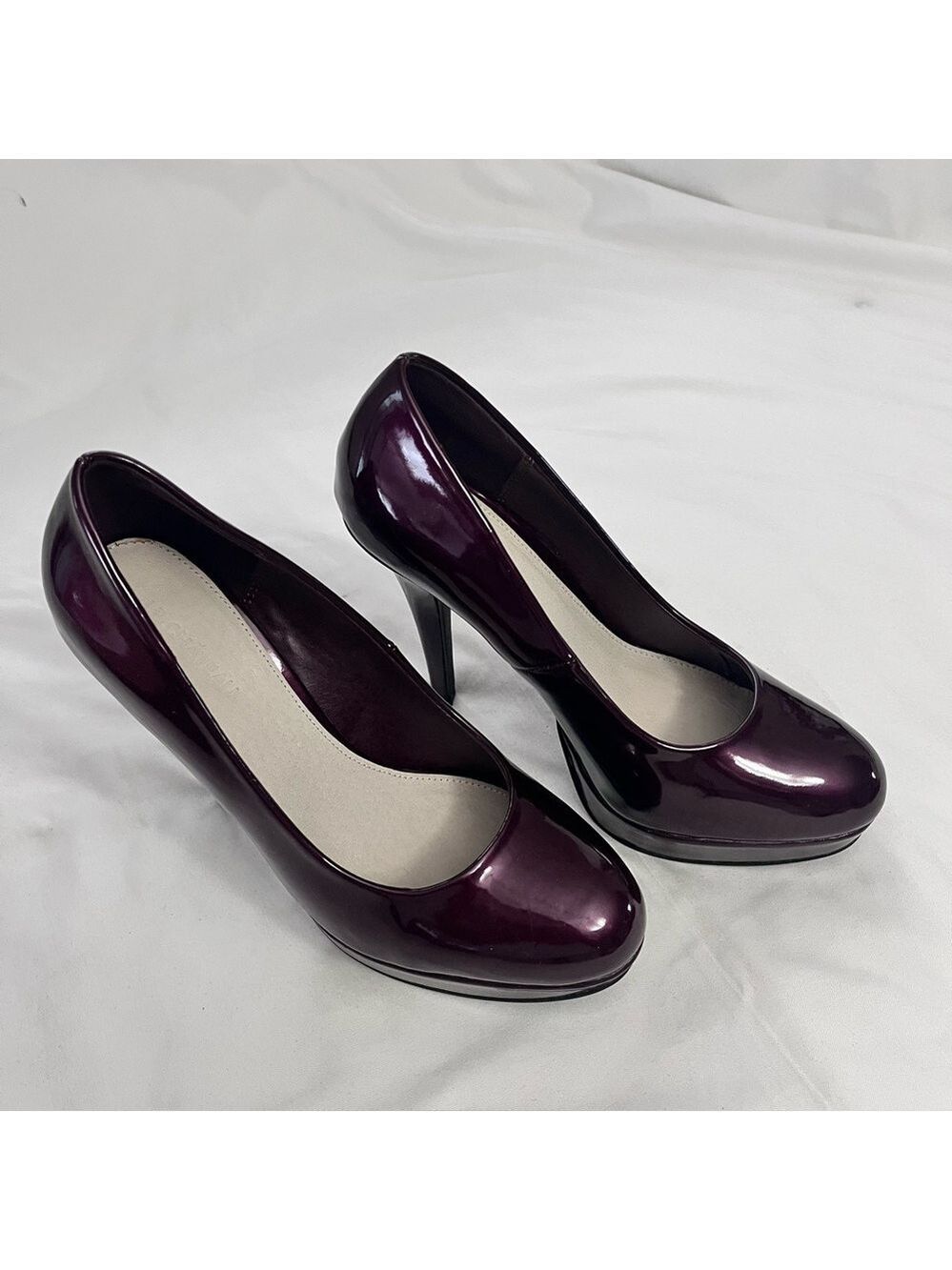 Patent Leather Burgundy High Heels - Picture 3 of 9